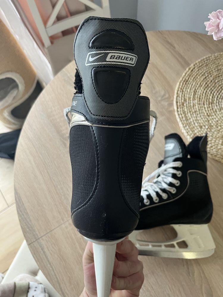 Łyżwy hokejowe nike bauer 42 holejówki