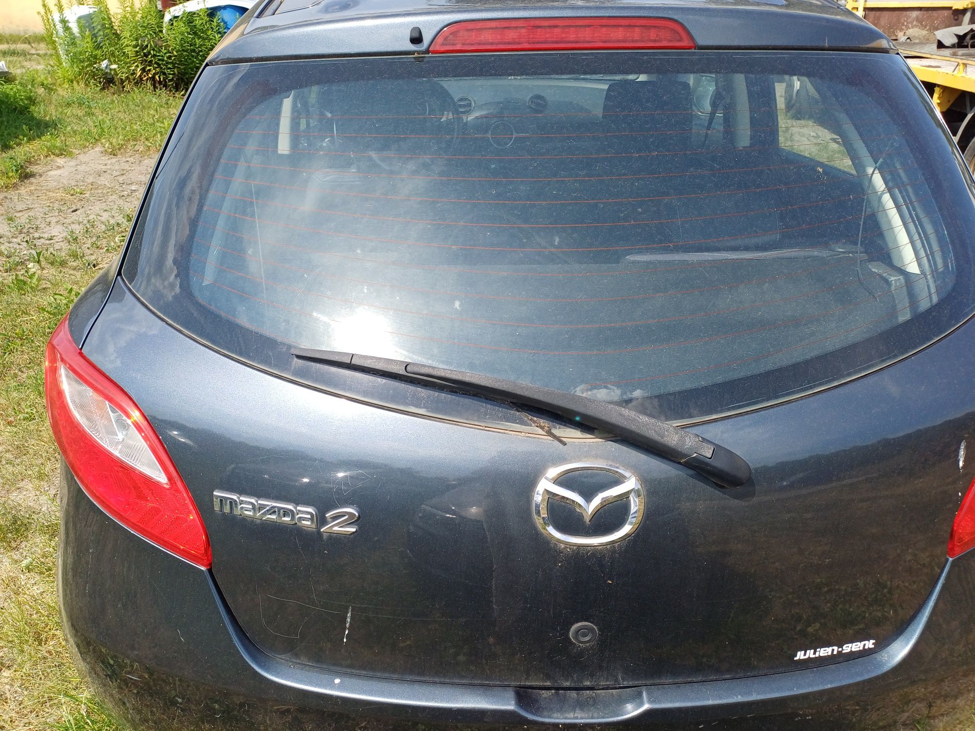 Mazda 2 2009r na części