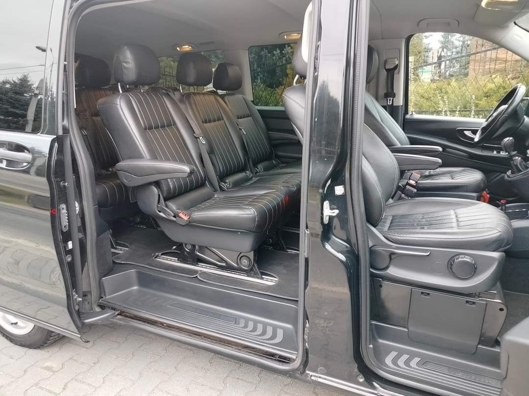 Usługi transportowe Przewóz osób Mercedes Vito / Vklasa bus 8 osó