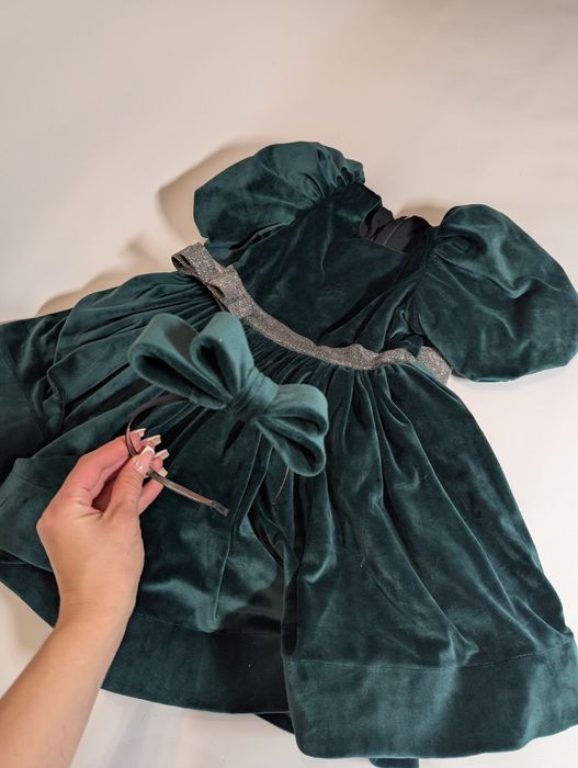 Дуже гарна сукня смарагдового кольору , плаття під образ ялинки