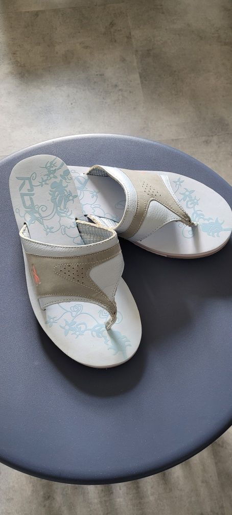 Reebok klapki japonki r.41 bdb