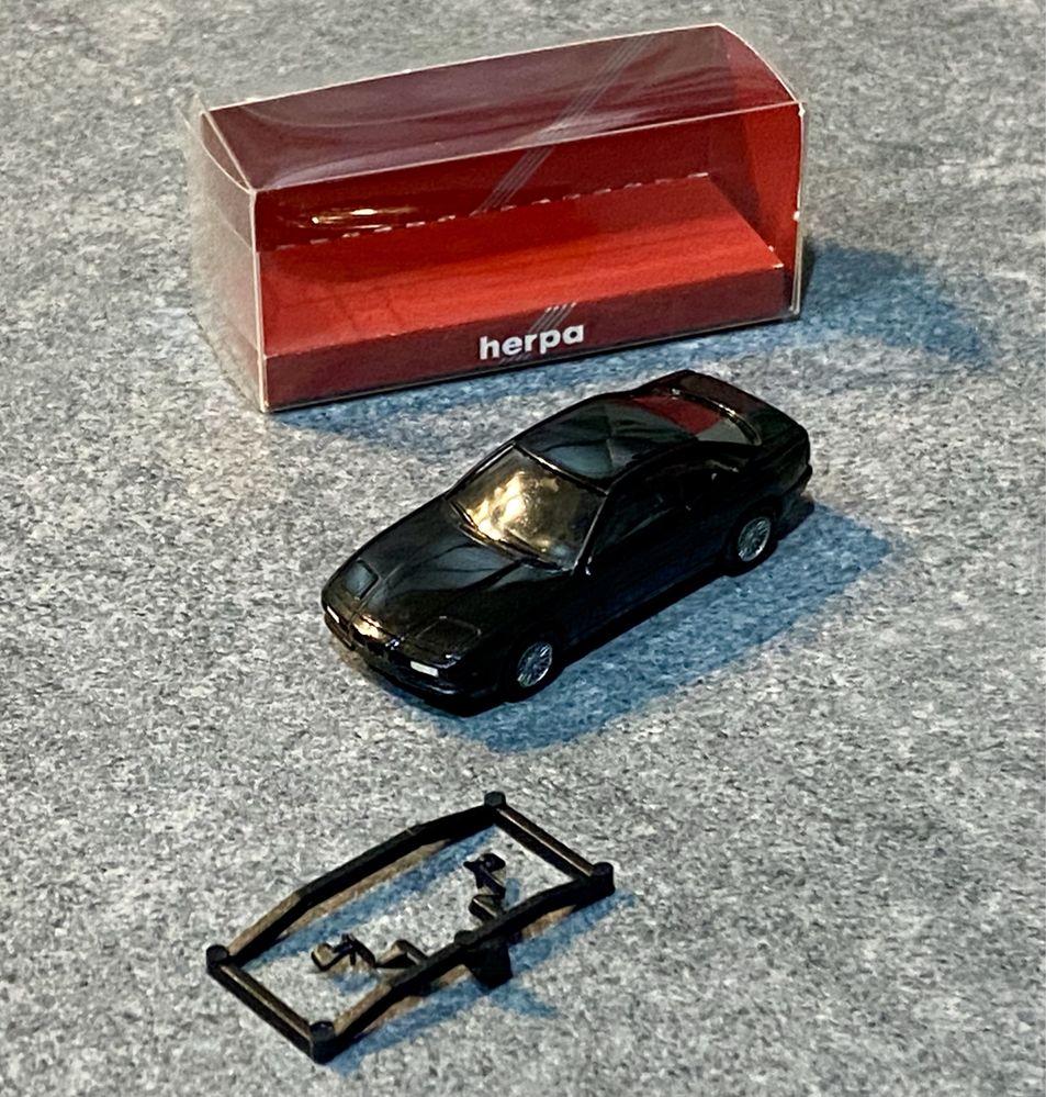 Bmw e31 850i black 1:87 Herpa nowe