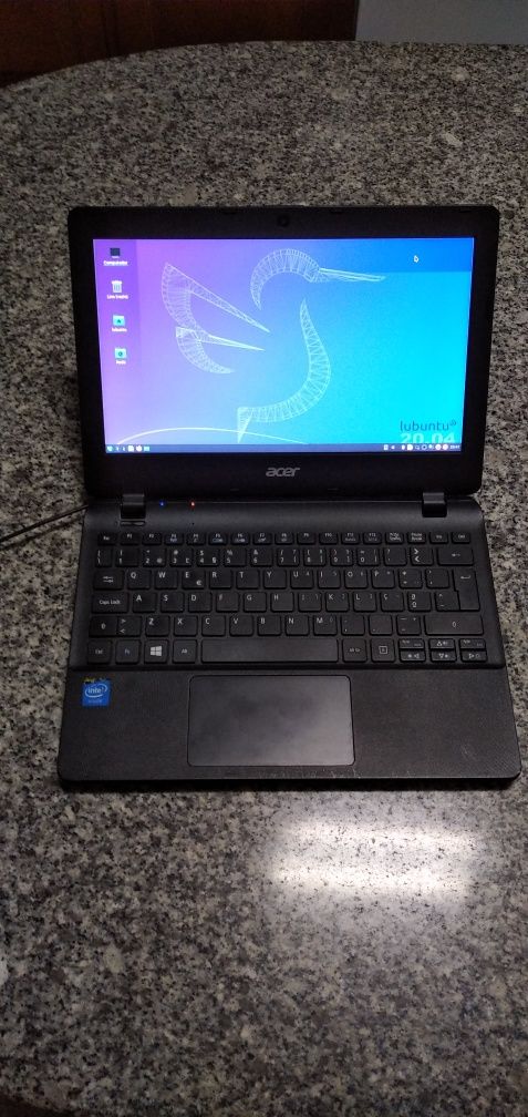 Portátil Acer ES1-111M-C414 32 Gb