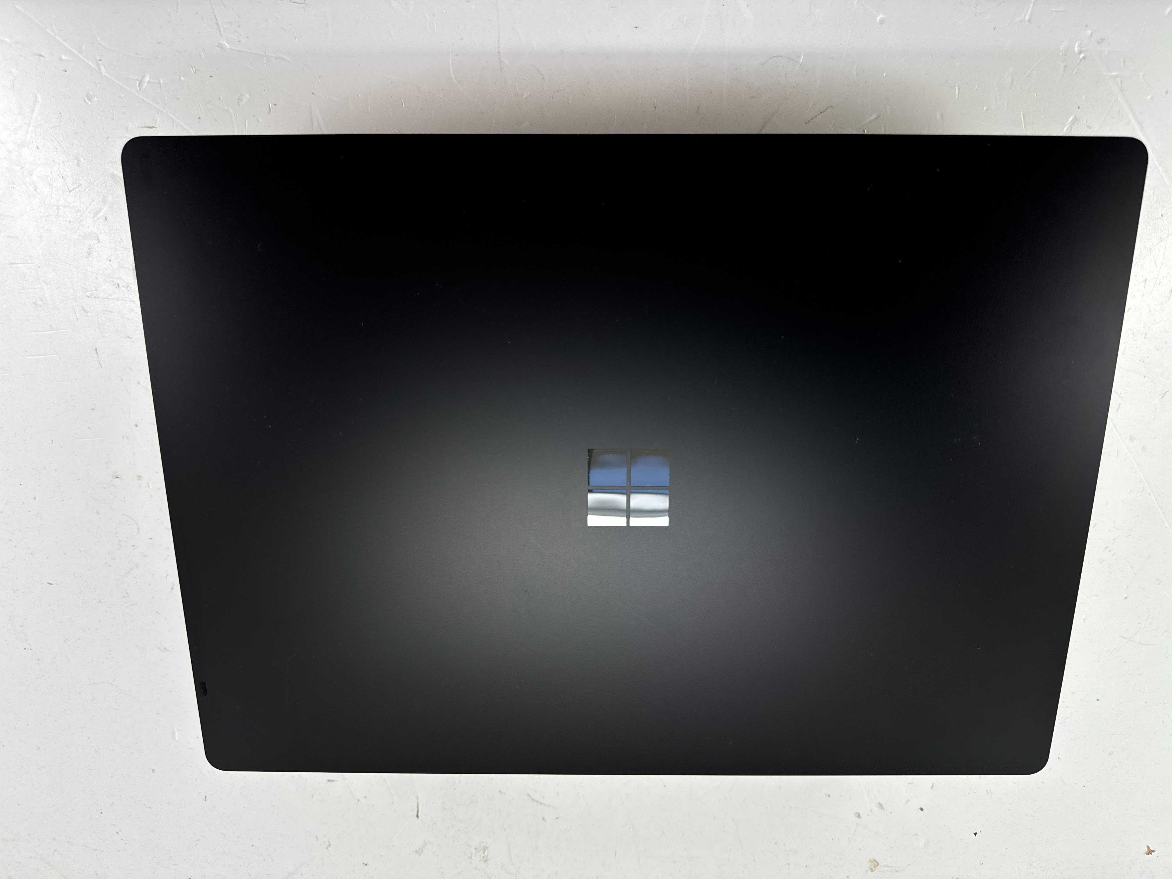 Microsoft Surface Laptop 6 15" Core Ultra 7 165H 32 Гб 1024 Гб