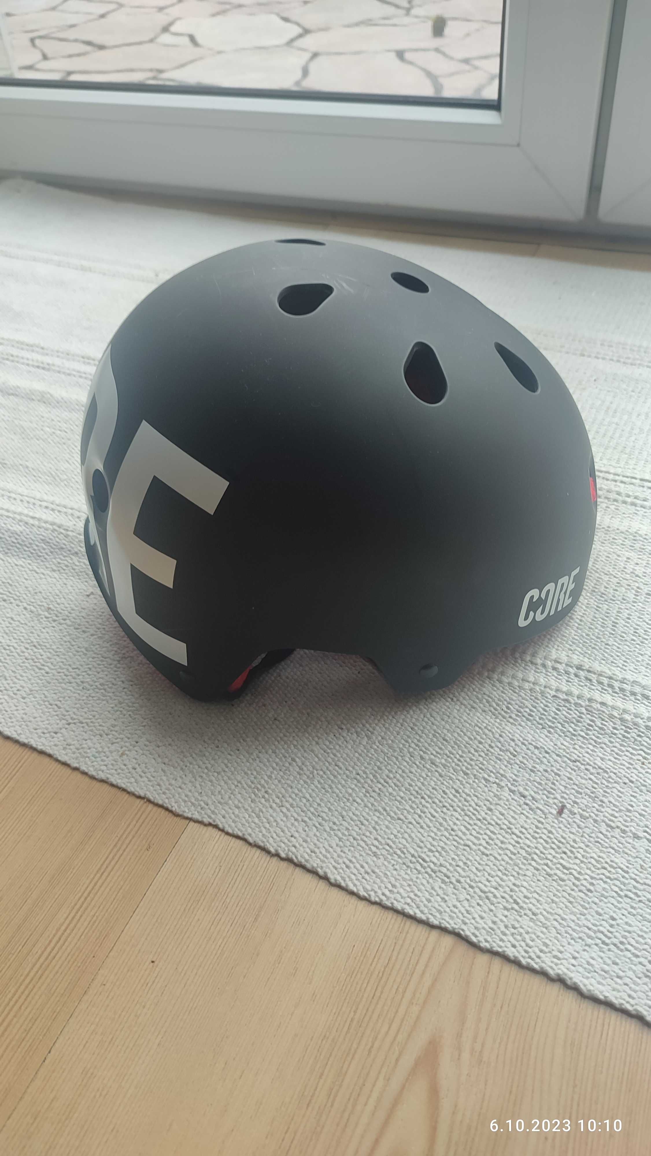 Kask CORE - Idealny do Hulajnogi i Roweru