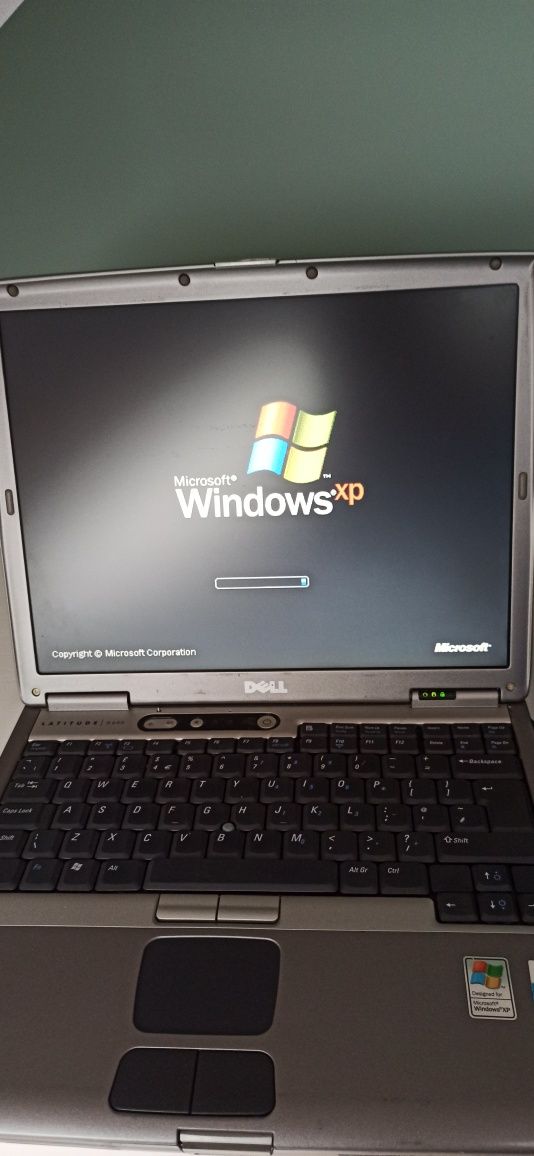 Laptop Dell Latitude D600