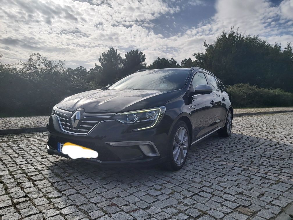 Renault Megane Sports Tourer GT LINE