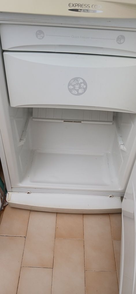 Frigorífico LG ótimo estado