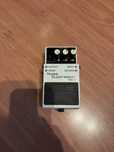 Bramka szumów BOSS NS2