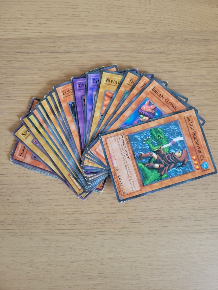 Lote Yu-Gi-Oh! (24 cartas antigas) – 19 de 1ª edição! Coleção rara