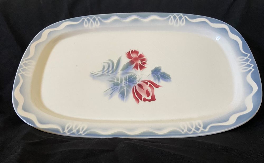 Travessa majolica francesa marcada