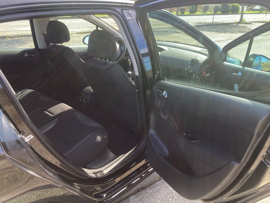 Peugeot 308 1.6HDi Executive 90cv