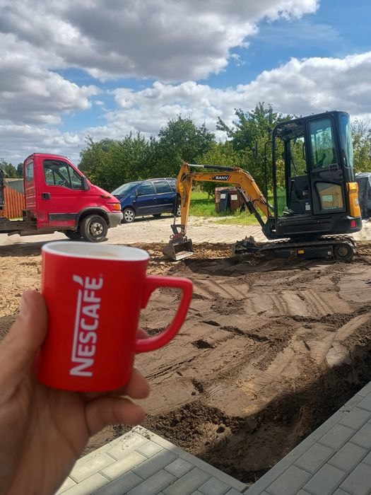 Wynajem minikoparki z transportem na twoją budowe trojmiasto