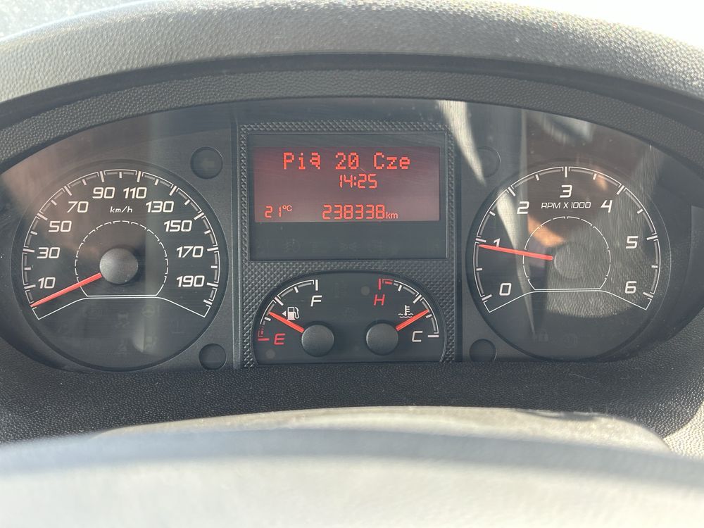 Peugeot Boxer 1 rej. 2021, silnik 2.2, 121 KW