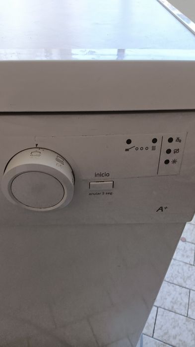 Máquina de lavar loiça balay