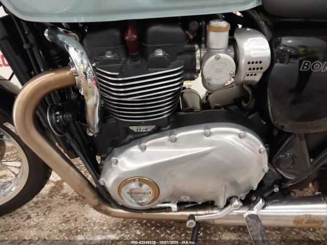 Triumph Motorcycle BONNEVILLE T120/BLACK 2023