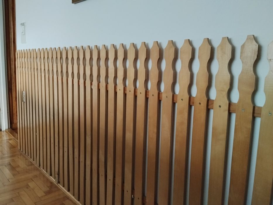 Płotek drewniany długość ok. 2,2 metra