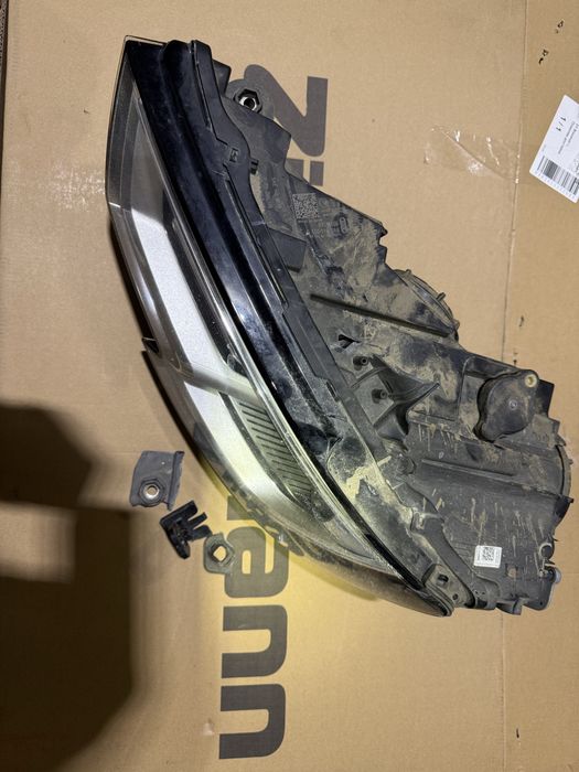 Фара ауди а3 2018 год ксенон