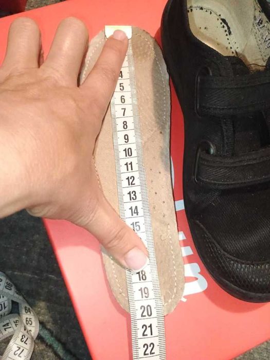 Дитячі кеди для хлопчика Waldi чорні чорна підошва 32-20 см