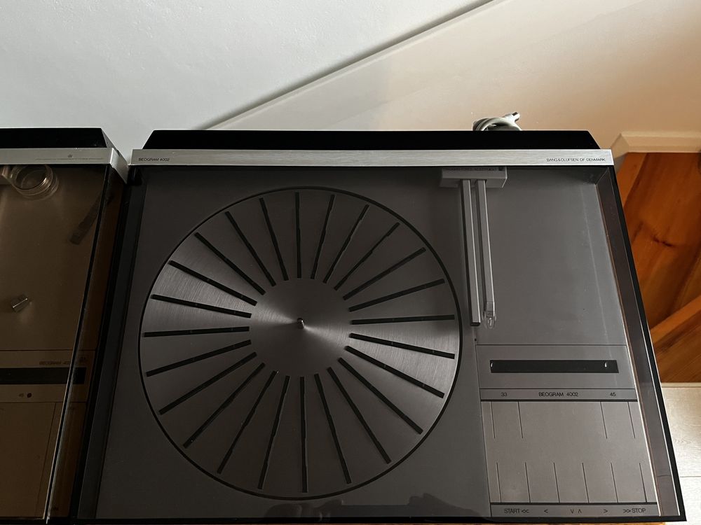 Bsng&Olufsen Beogram 4002 gramofon