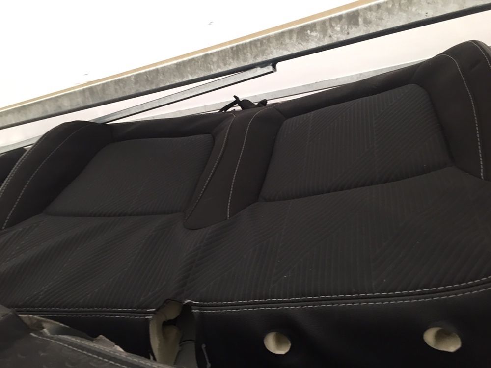 Poduszka materiał gąbka fotel podwójny Renault Trafic III Opel Vivaro