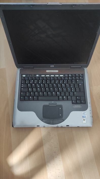 Portátil Compaq nx9010 tela estragada