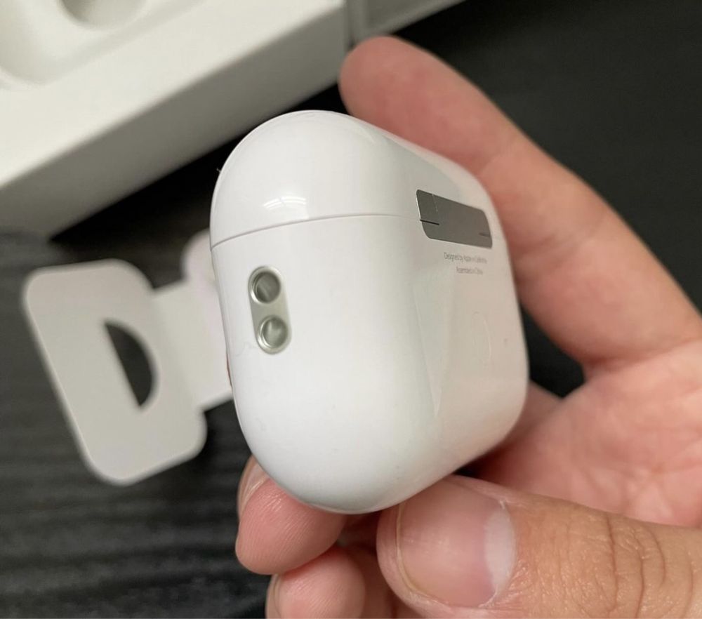 AirPods PRO 2 with MagSafe Charging Case USB‑C (MTJV3)