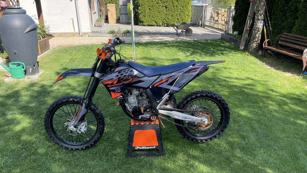 KTM SX-F 250.