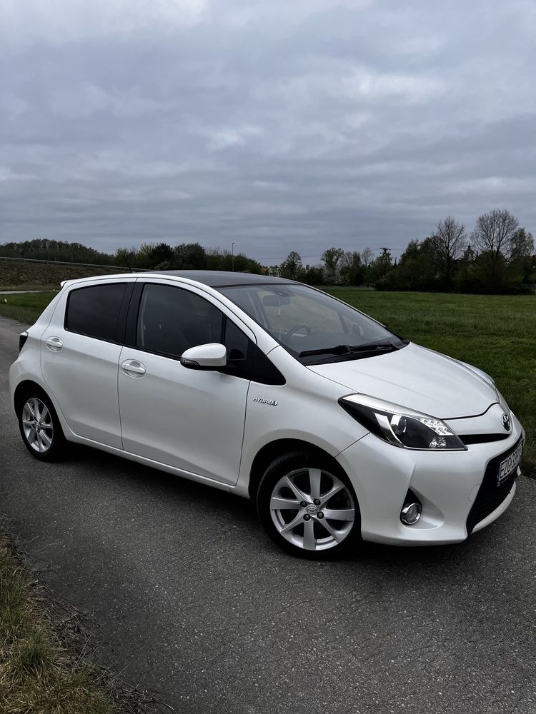 Yaris 1.5 Hybryda Panorama