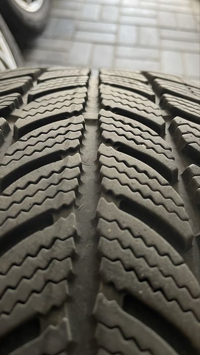 Opony Dębica 185/60 r15 z felgami zimowe