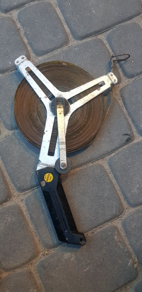 Taśma miernicza stara solidna