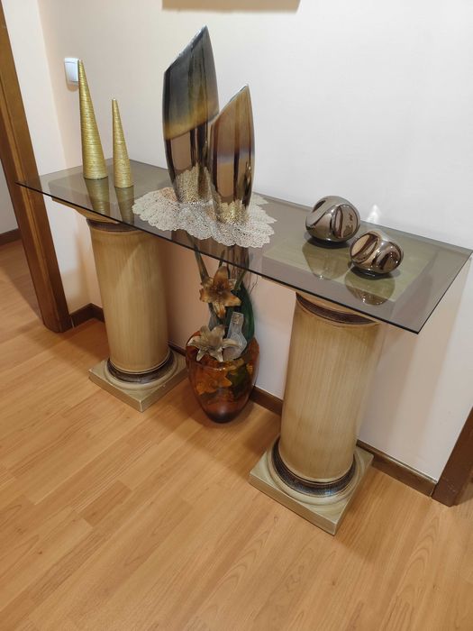 Fantástica coluna e quadro para decoração