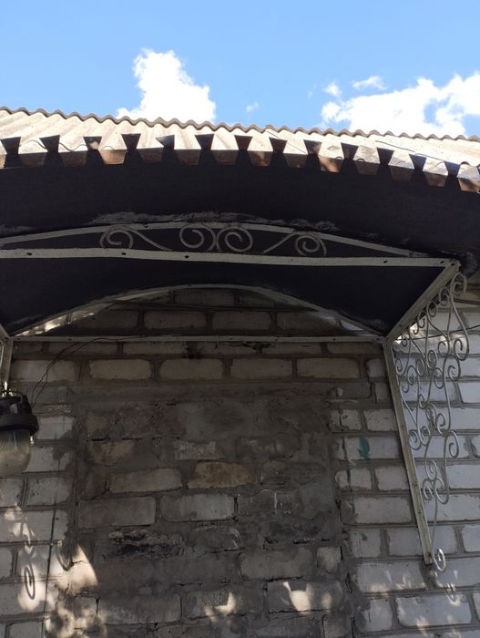 Козырек, навес на крыльцо