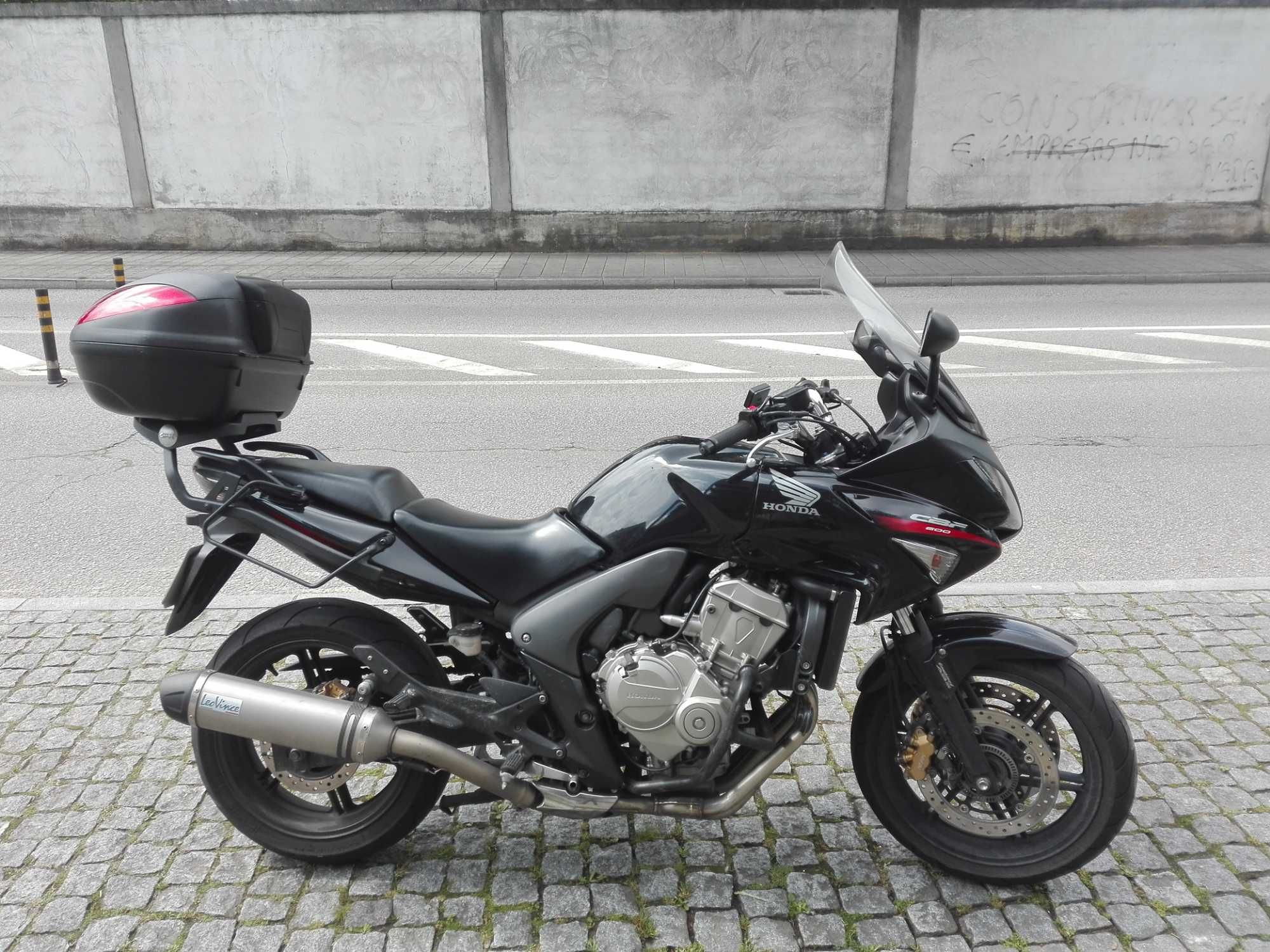 PREÇO NÃO NEGOCIÁVEL Honda CBF 600 SA