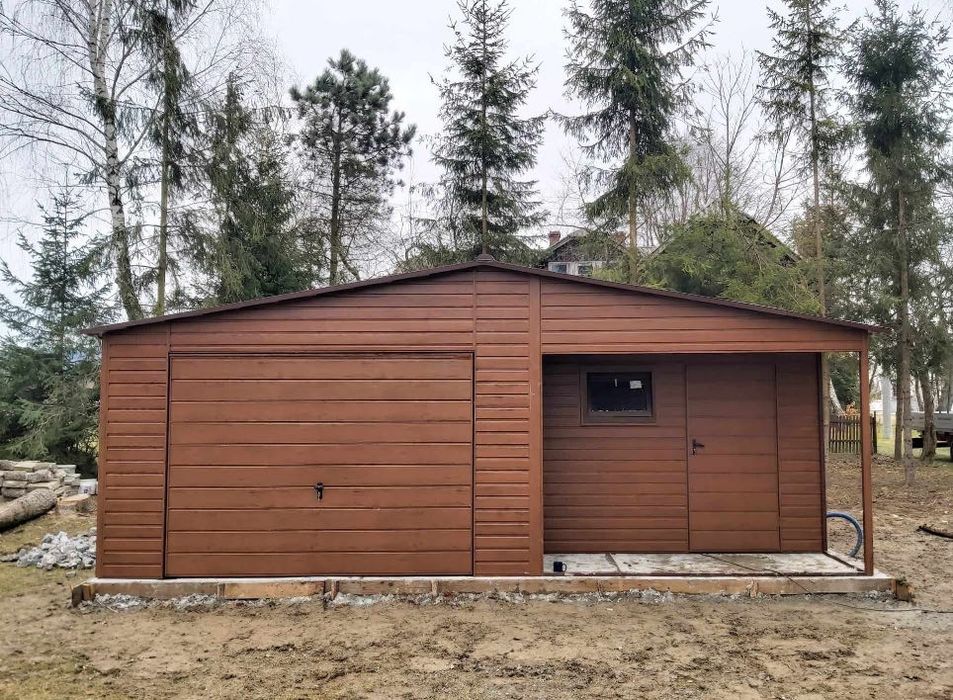 Garaż blaszany z wnęką 7x5