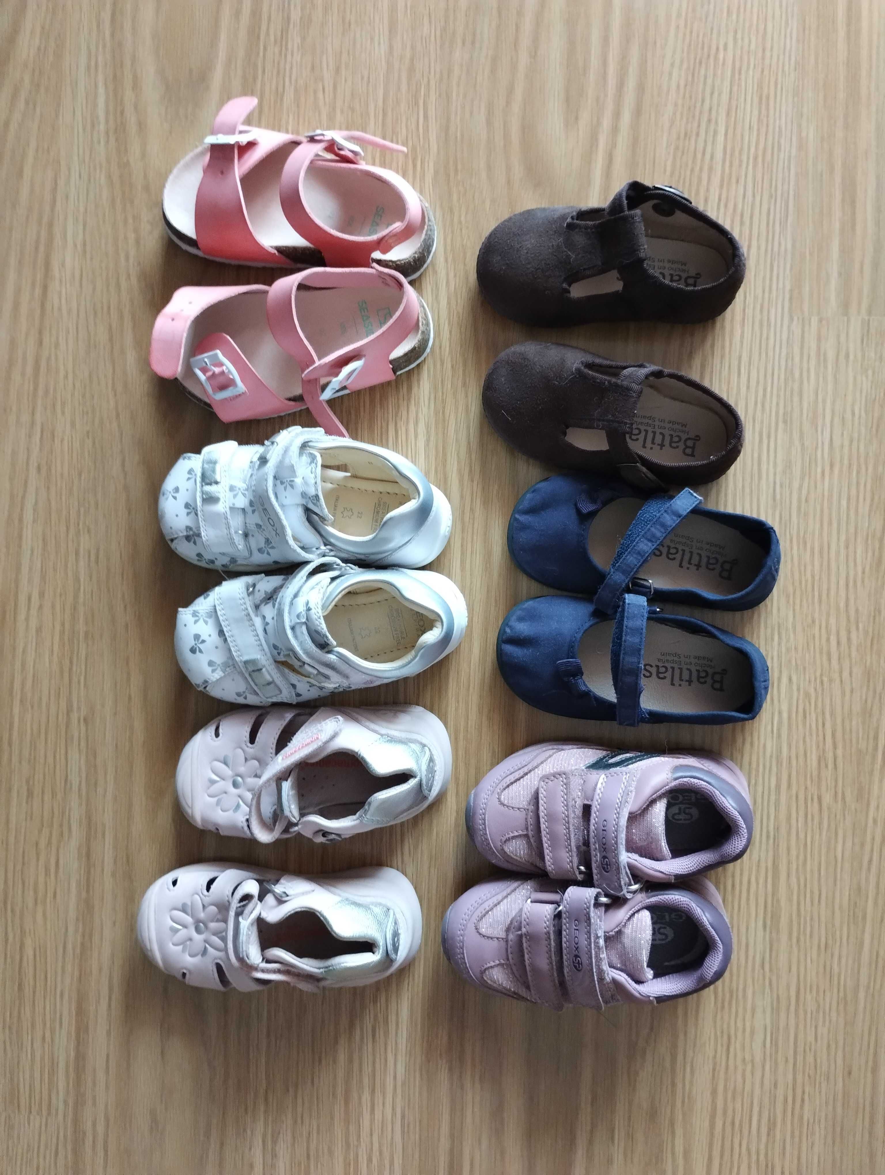 Vários sapatos criança, com caixa (todos) 50€