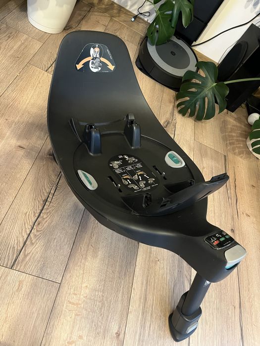 Cybex Cloud Z i-size Spring Blossom Dark + baza + adaptery