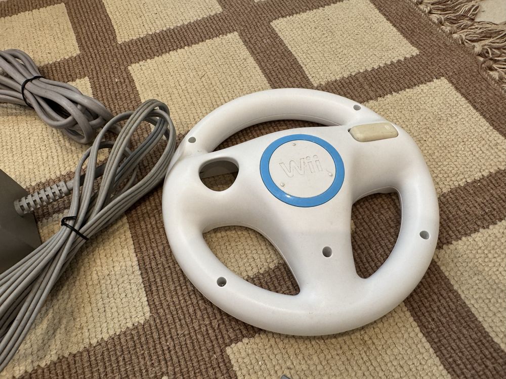 Nintendo Wii com jogos e muitos extras