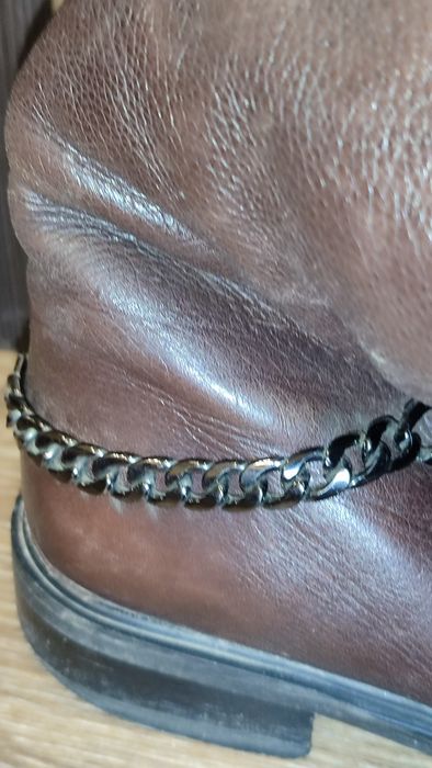 кожані сапожки  37 р шоколадного кольору