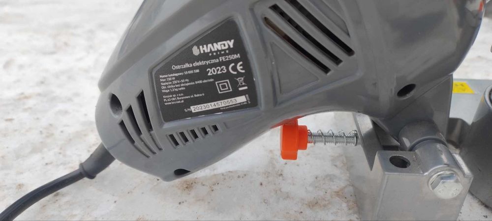 Elektroniczna pilarka łańcuchowa