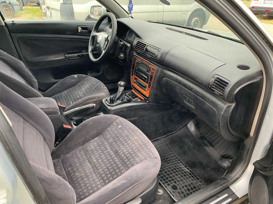 VW PASSAT B5 FL 2003r. // 1.9 TDI / 130 KM // Zarejestrowany //