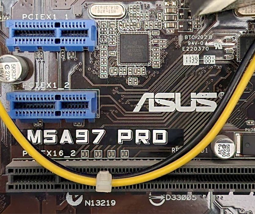 Корпус з ОП Corsair, МП Asus, AMD Phenom