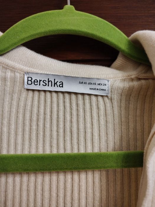 Sukienka sweterkowa Bershka XS
