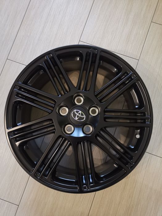Toyota Rav4 nowe felgi 18"