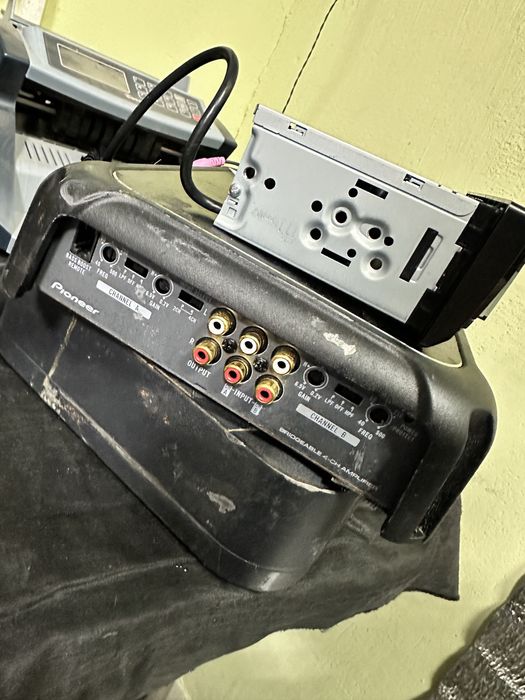 Акустическая система Pioneer, Alpine, Kenwood