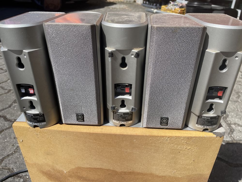 Sub-Woofer JVC + Satelites Yamaha