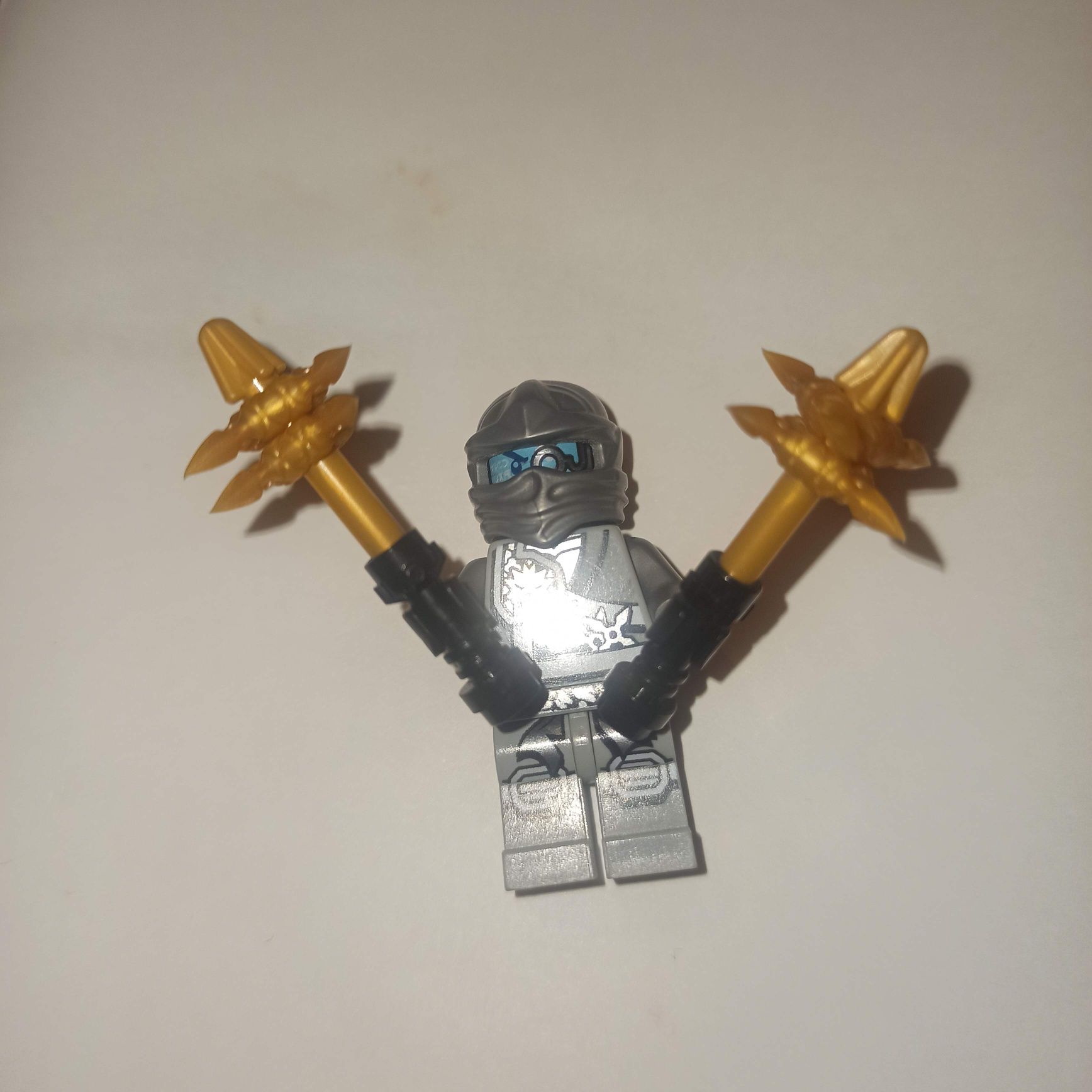 lego figurka ninjago njo251 Zane + broń