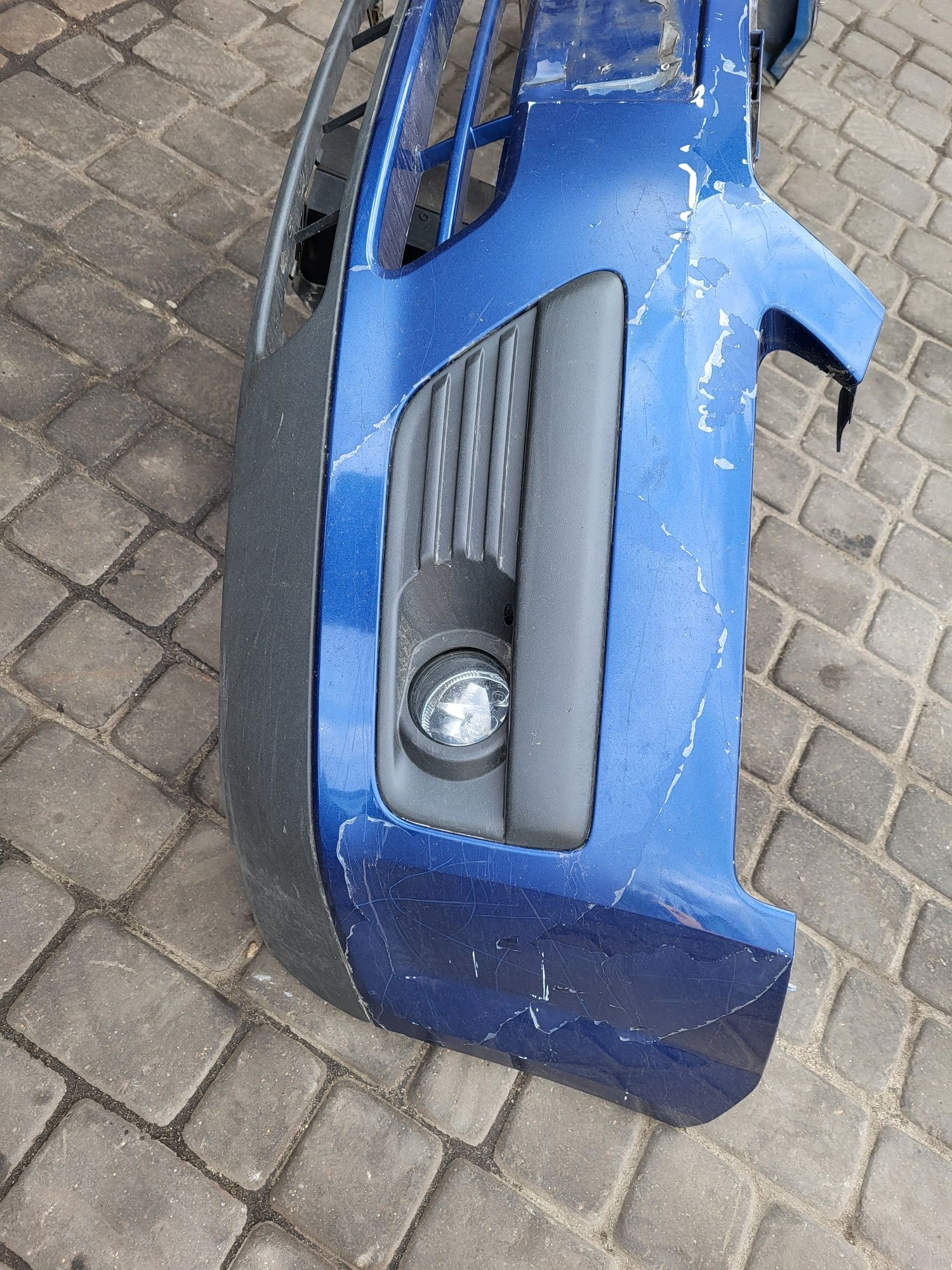 Zderzak przedni ford focus mk2 06r halogen
