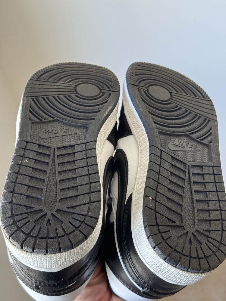 Tenis bota ,pouco uso tamanho 40