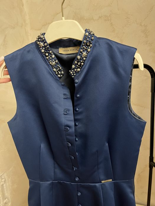 Сукня 36 розмір стан дуже хороший матеріал атлас